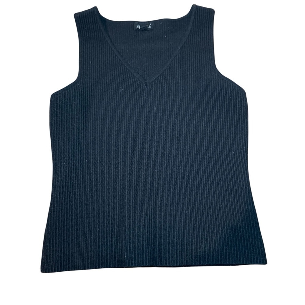 Black crop top shirt Size: Medium